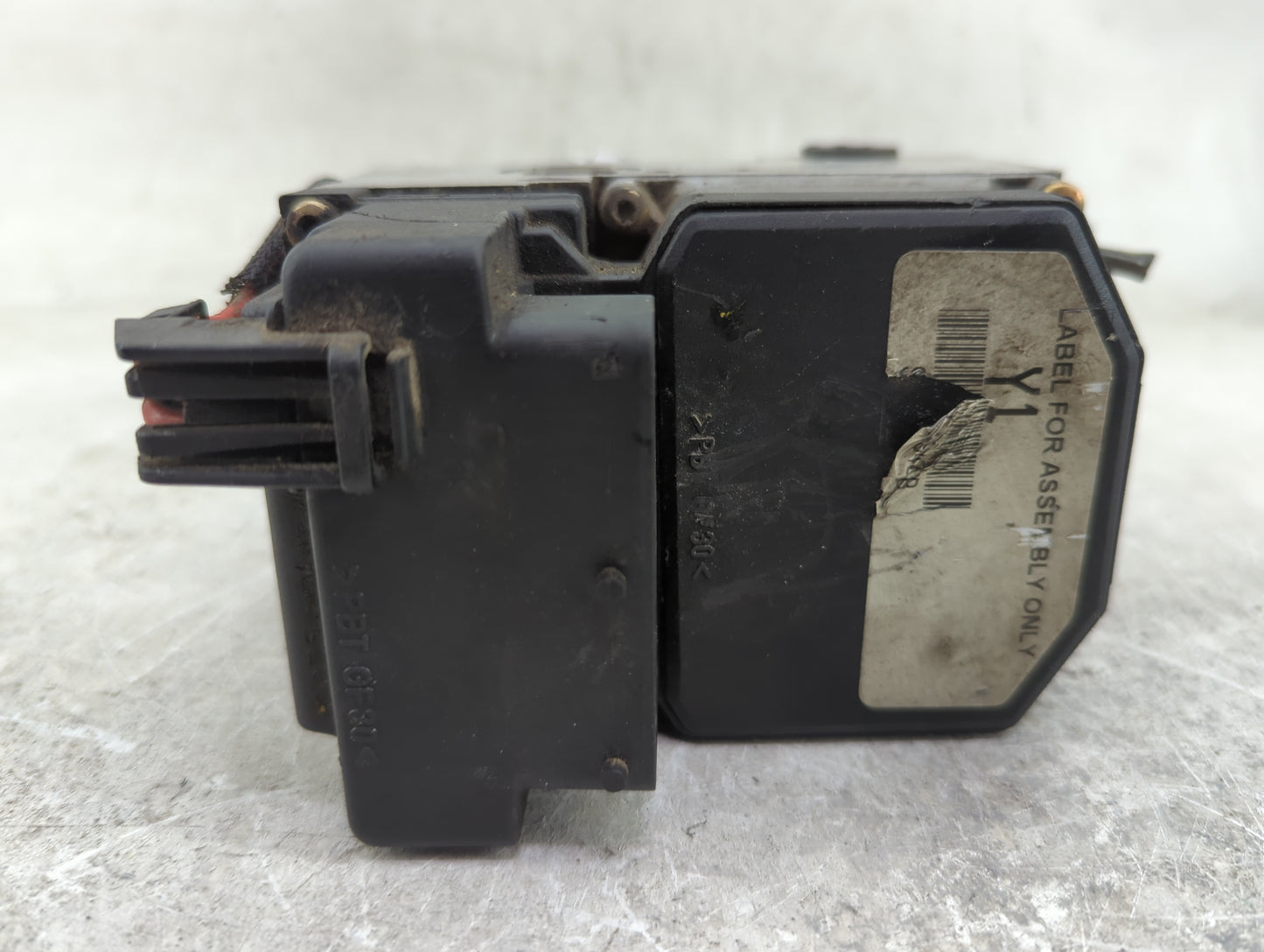 2000 Saturn Ls ABS Pump Control Module Replacement P/N:9 231940 Fits Fits 2001 2002 2003 2004 2005 OEM Used Auto Parts - Oem