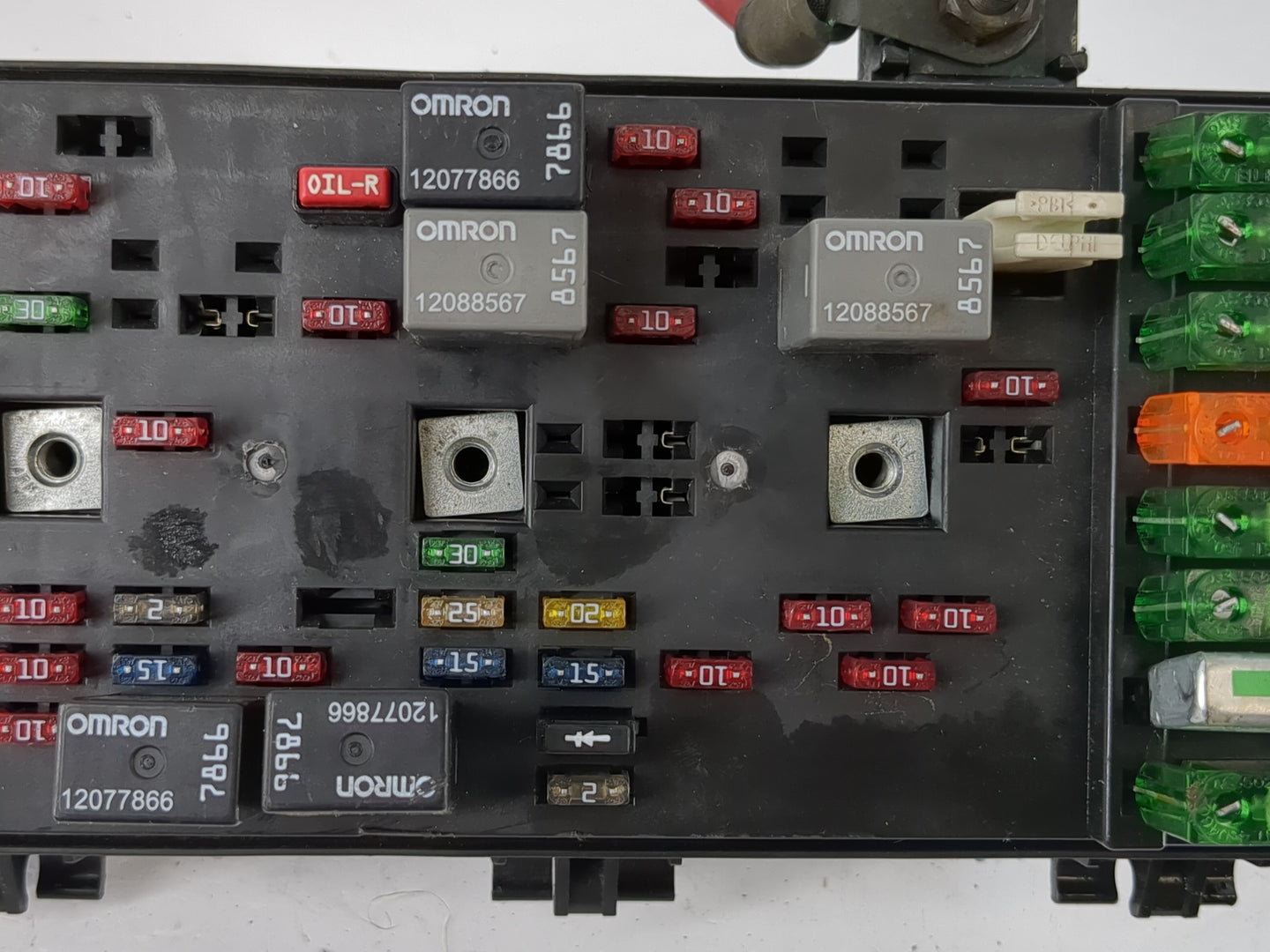 2002 Saturn Ls Fusebox Fuse Box Panel Relay Module Fits OEM Used Auto Parts - Oemusedautoparts1.com