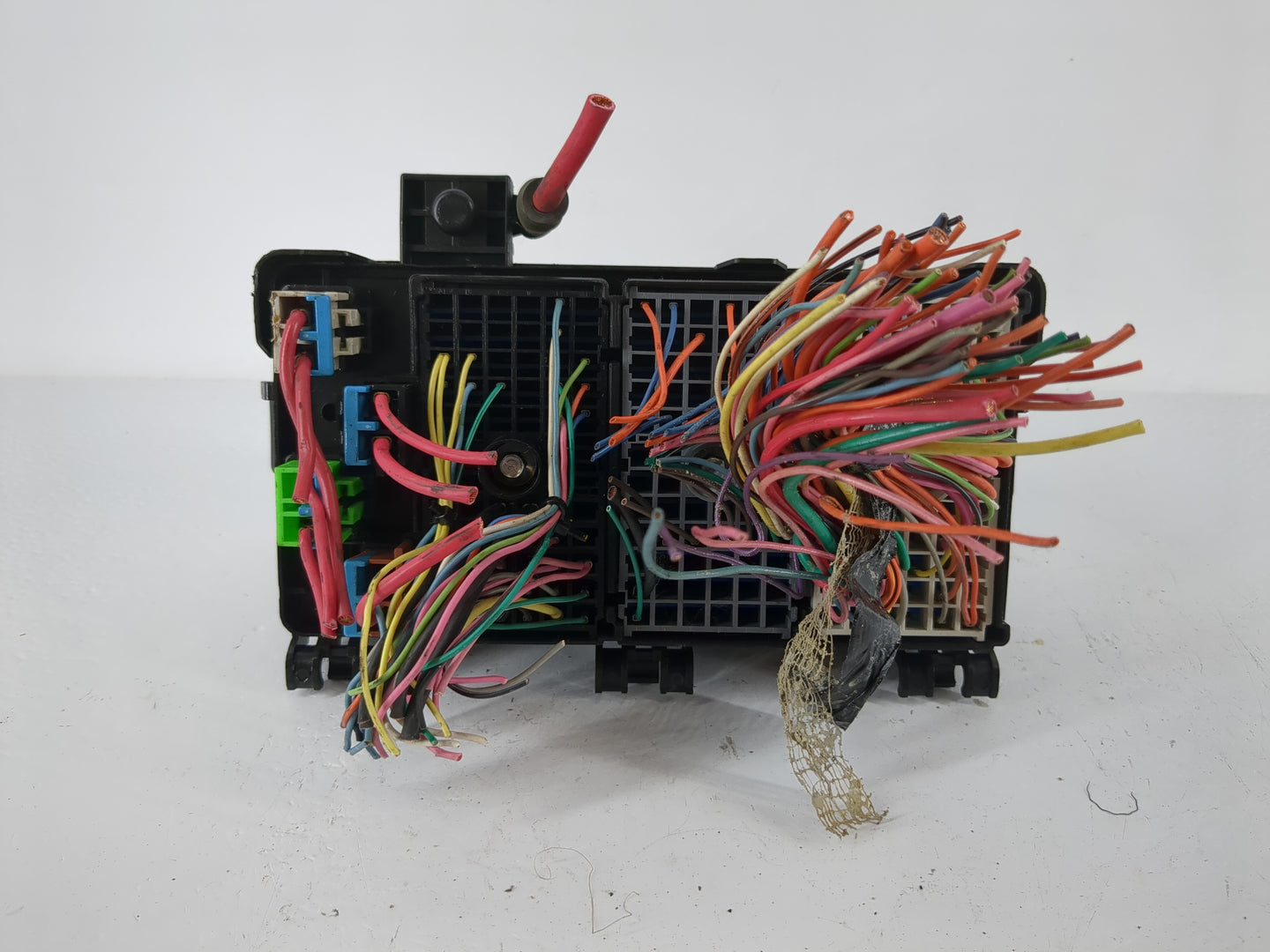 2002 Saturn Ls Fusebox Fuse Box Panel Relay Module Fits OEM Used Auto Parts - Oemusedautoparts1.com