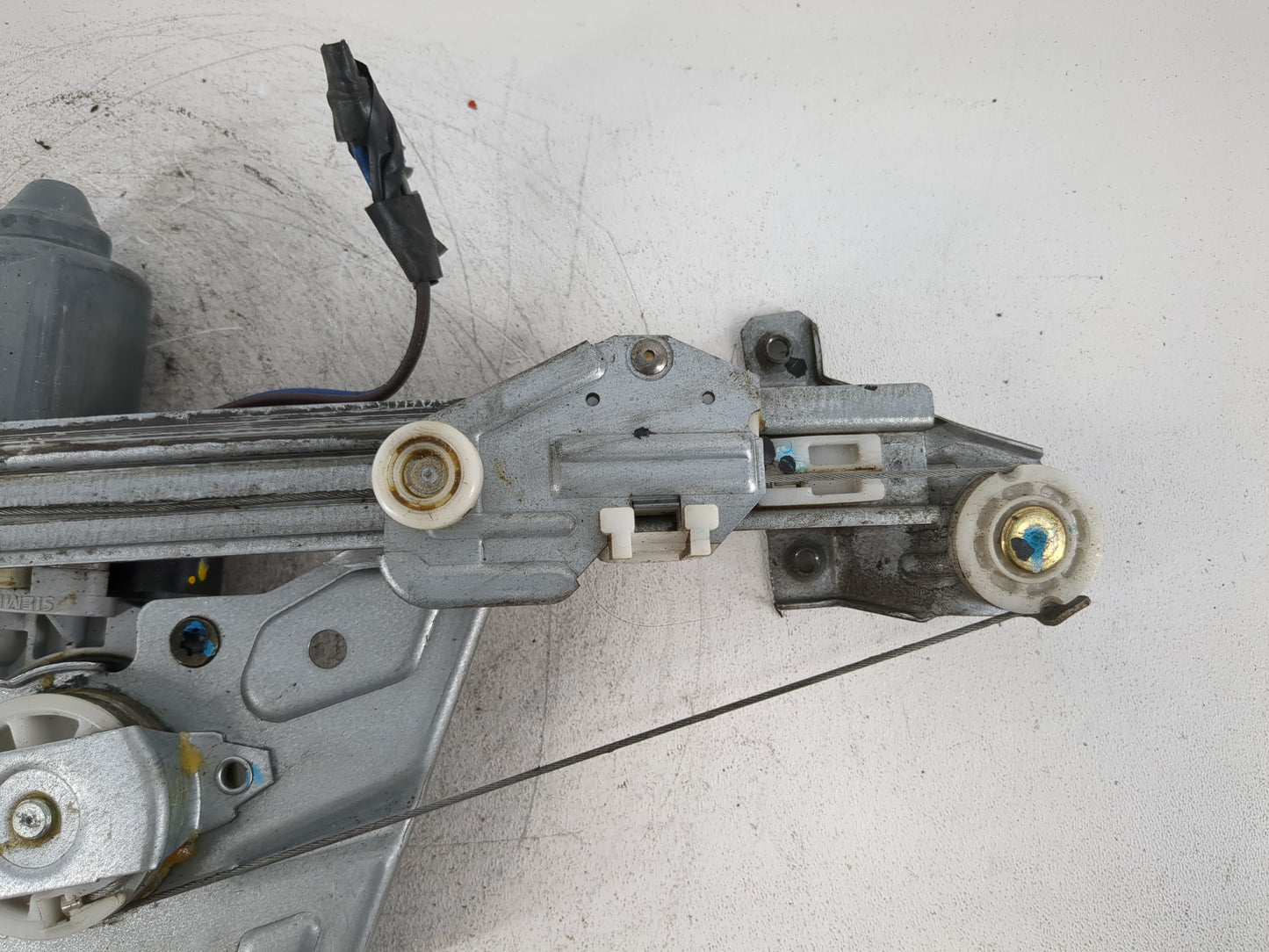 2000-2000 Saturn Ls Window Regulator Right Passenger Rear - Oemusedautoparts1.com