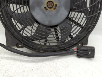 2000 Saturn Ls Electric Radiator Cooling Fan Motor Assembly P/N:232-034-01 Fits Fits 2001 2002 2003 2004 2005 OEM Used Auto Parts