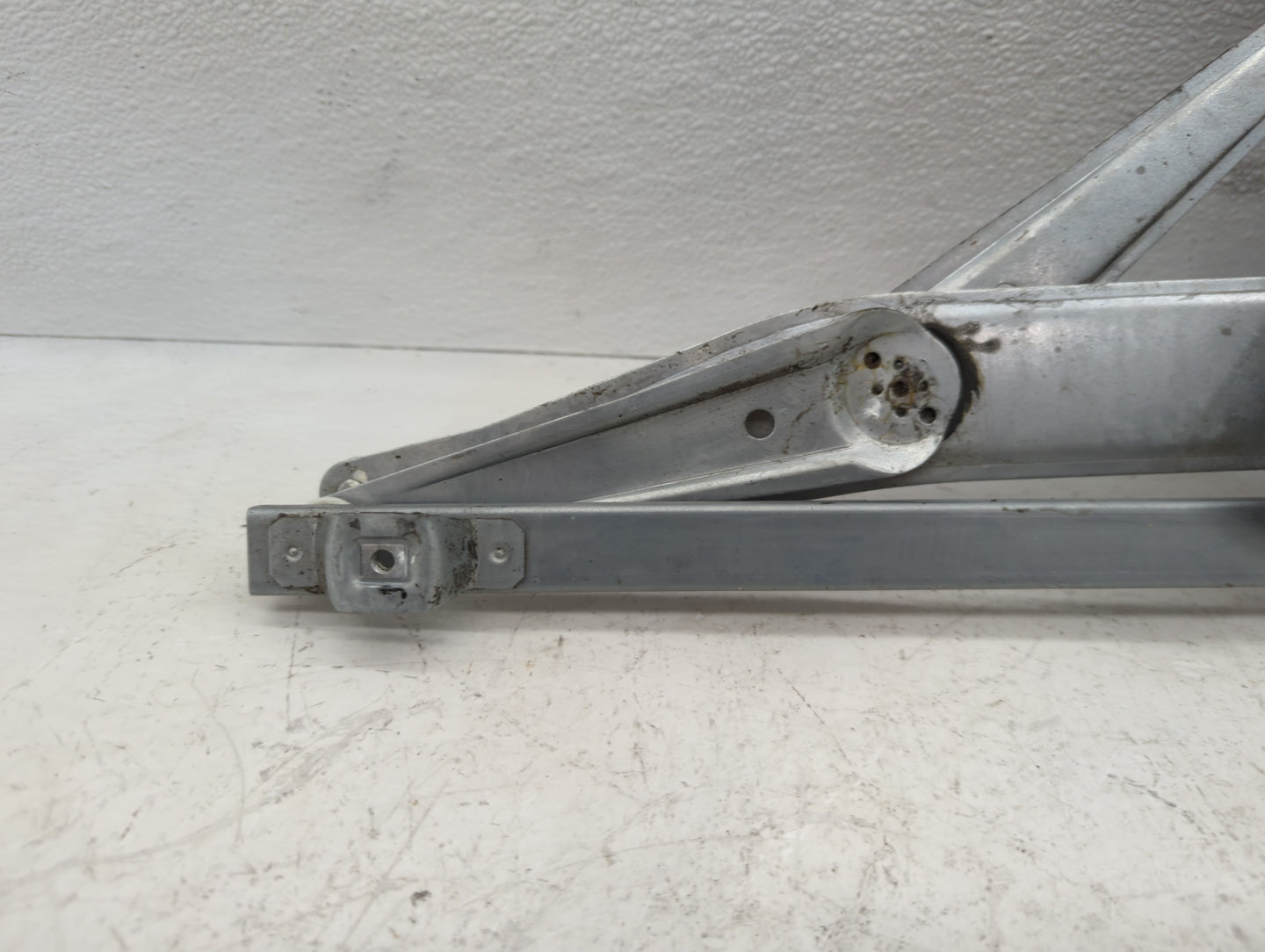 Saturn Ls Window Regulator Passenger Front - Oemusedautoparts1.com