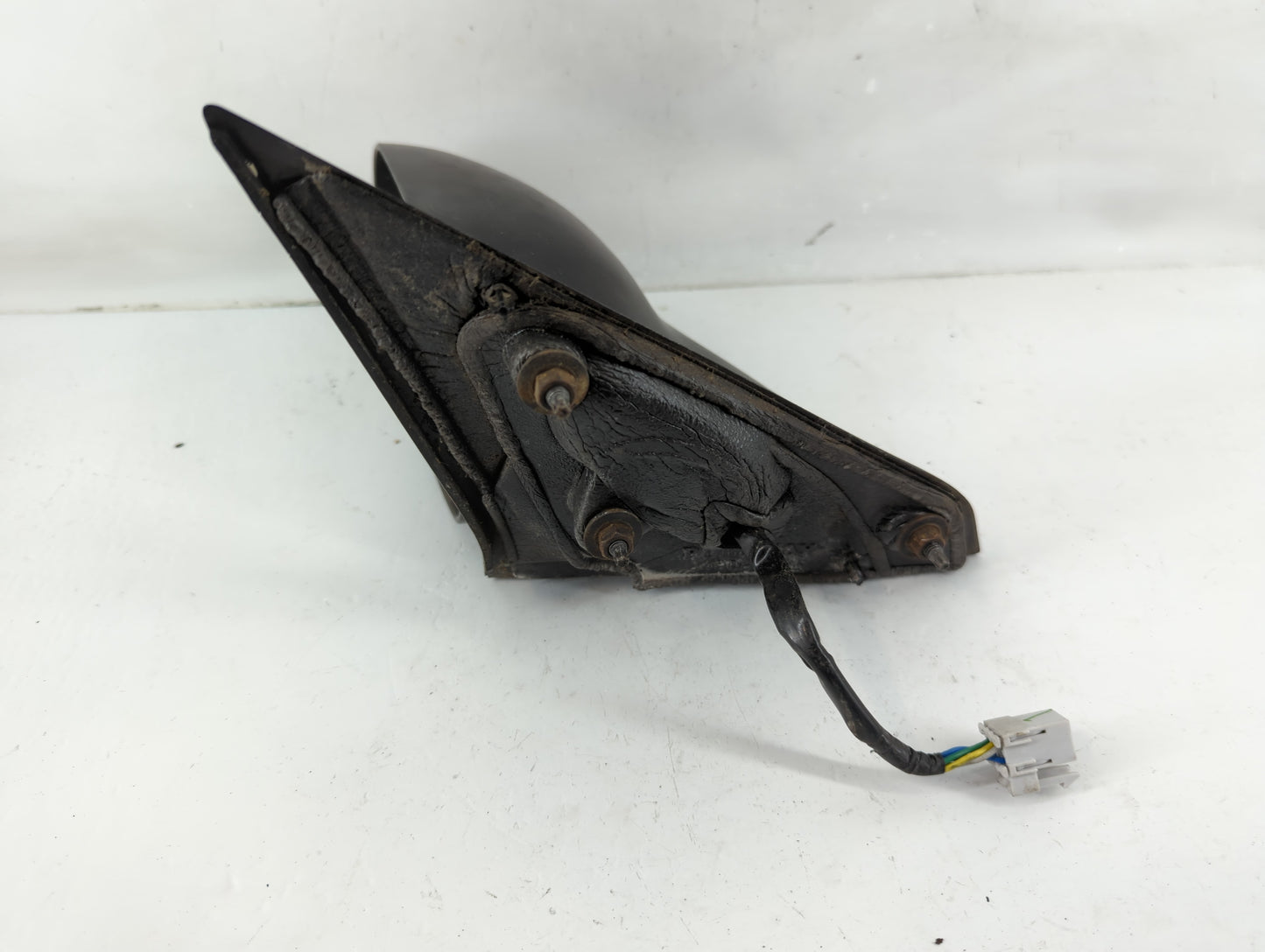 Saturn Ls Driver Left Side View Manual Door Mirror Black - Oemusedautoparts1.com