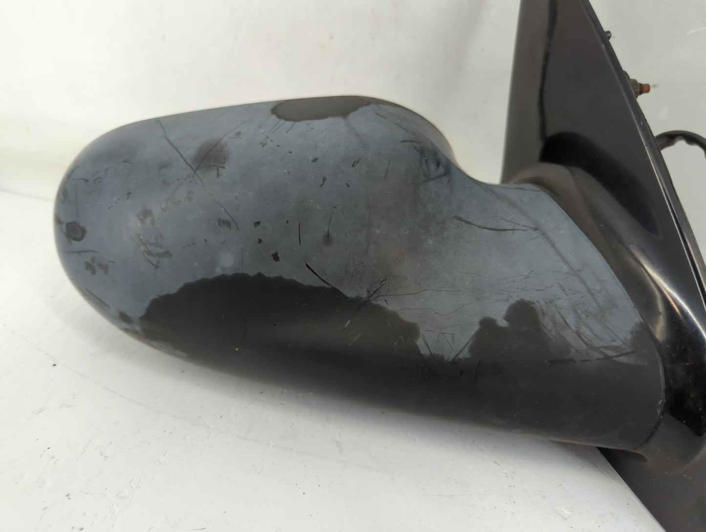 Saturn Ls Passenger Right Side View Manual Door Mirror Black - Oemusedautoparts1.com