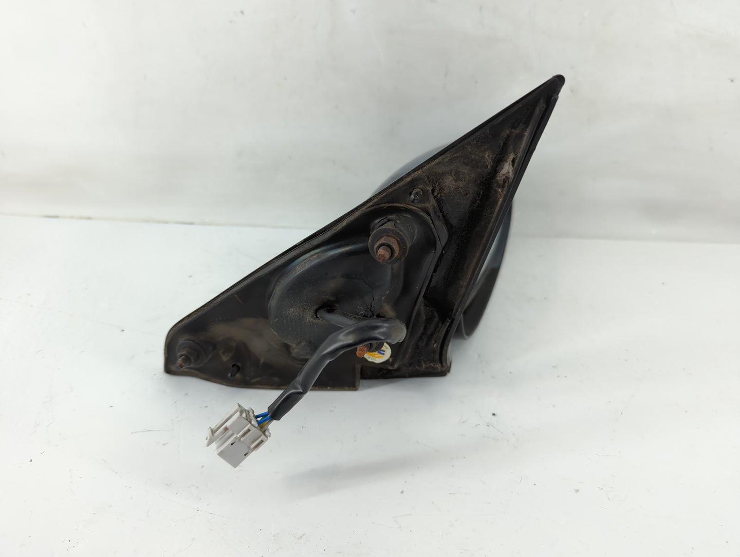 Saturn Ls Passenger Right Side View Manual Door Mirror Black - Oemusedautoparts1.com