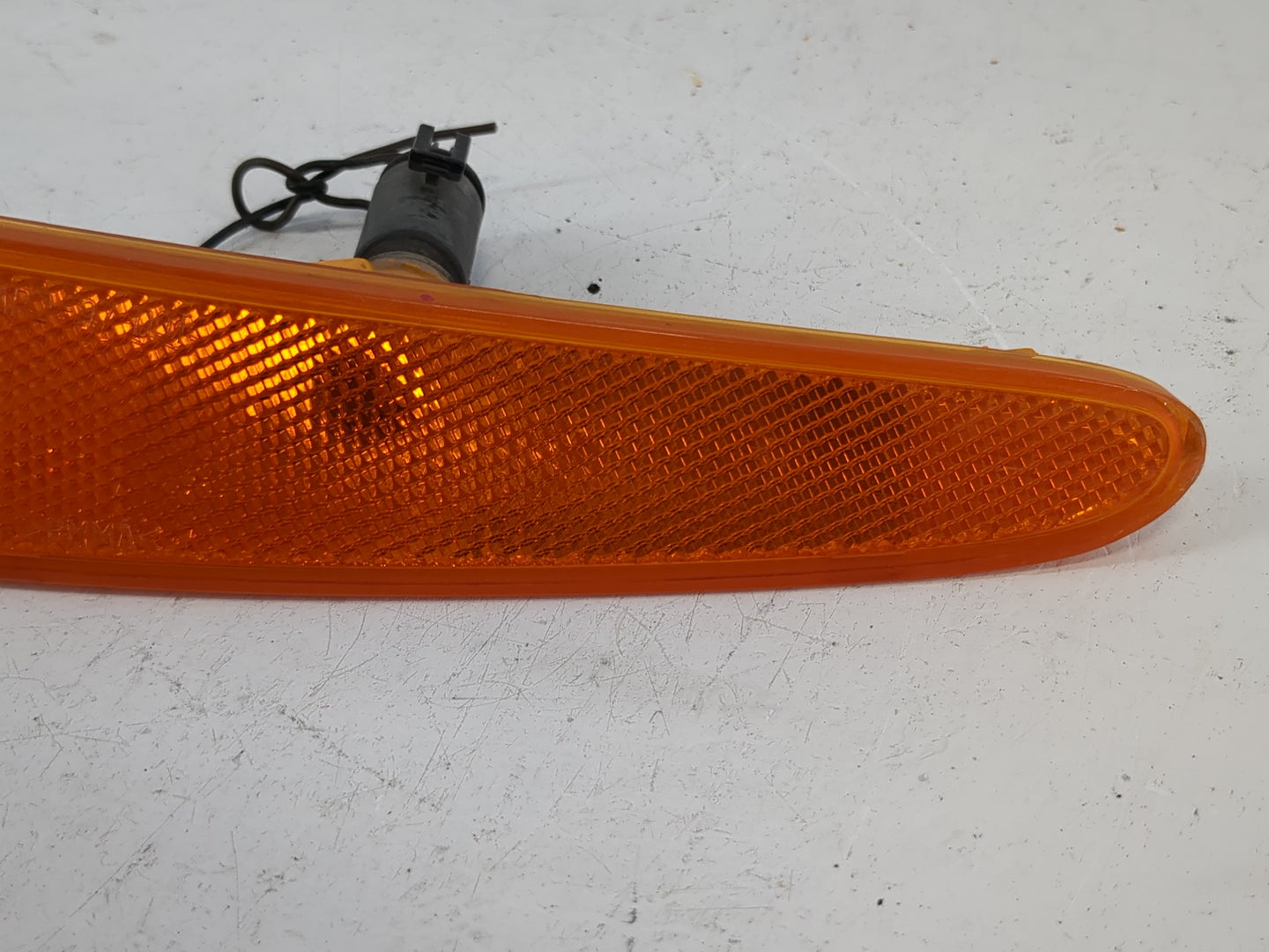 2002 Saturn Ls2 Side Marker Light - Oemusedautoparts1.com