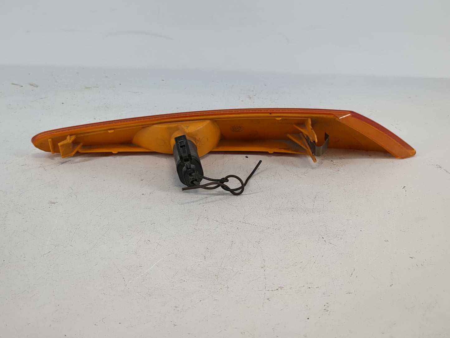 2002 Saturn Ls2 Side Marker Light - Oemusedautoparts1.com