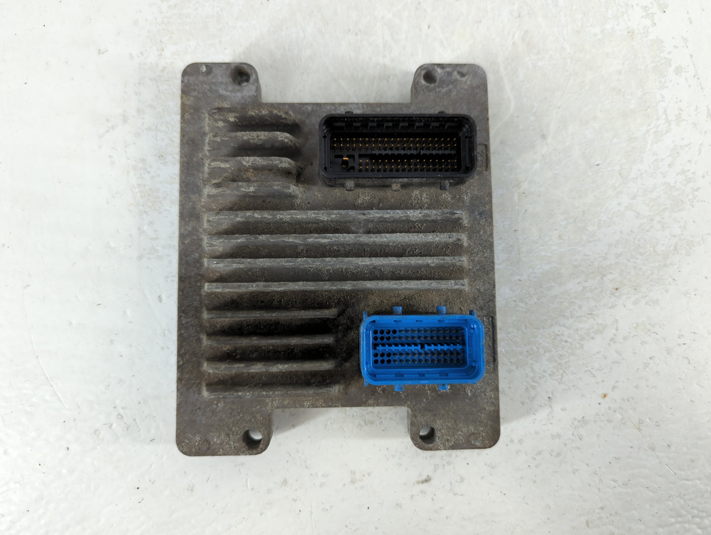 2002-2003 Saturn Lw200 PCM Engine Control Computer ECU ECM PCU OEM P/N:12210553 12218983 Fits Fits 2002 2003 2004 OEM Used A