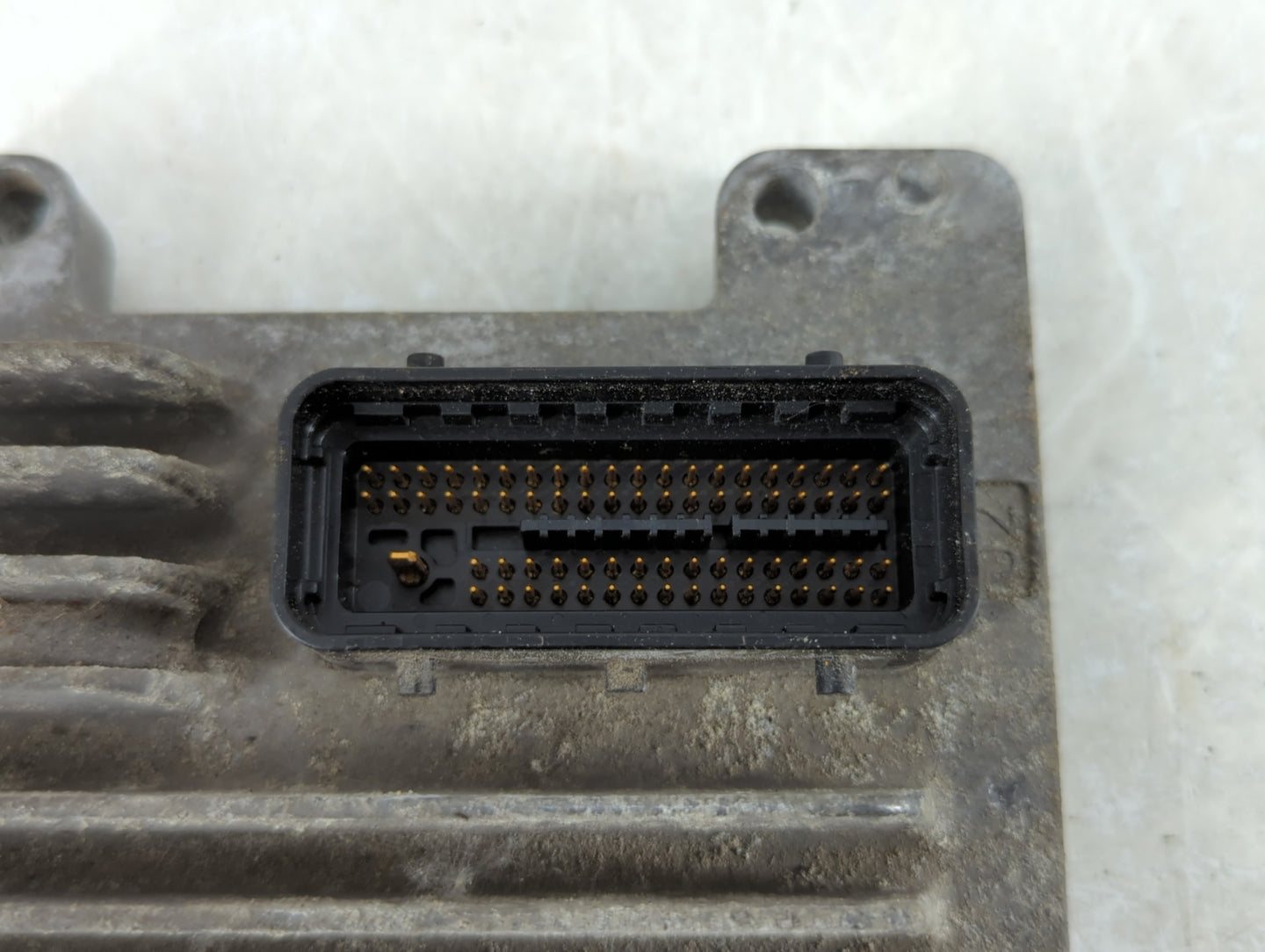 2002-2003 Saturn Lw200 PCM Engine Control Computer ECU ECM PCU OEM P/N:12210553 12218983 Fits Fits 2002 2003 2004 OEM Used A