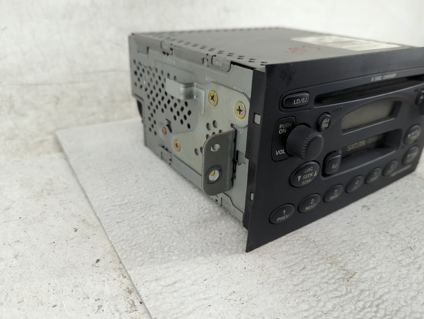 2002 Saturn L Series Radio AM FM Cd Player Receiver Replacement P/N:22684454 CQ-EG1160Z Fits OEM Used Auto Parts - Oemusedau