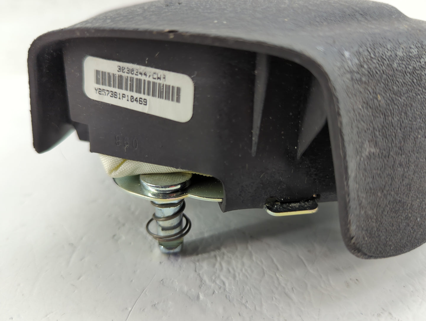 Saturn Saturn S Series Air Bag Driver Left Steering Wheel Mounted - Oemusedautoparts1.com