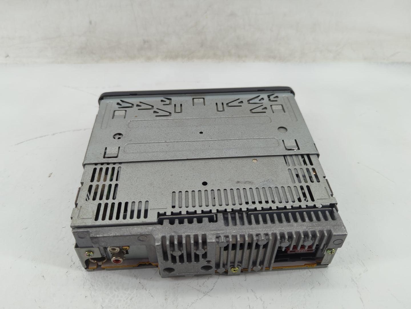 2002 Saturn Saturn S Series Radio AM FM Cd Player Receiver Replacement Fits Fits 2000 2001 2003 OEM Used Auto Parts - Oemuse