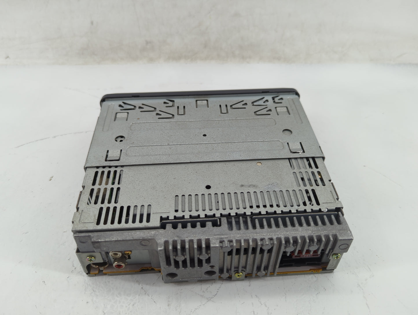 2002 Saturn Saturn S Series Radio AM FM Cd Player Receiver Replacement Fits Fits 2000 2001 2003 OEM Used Auto Parts - Oemuse