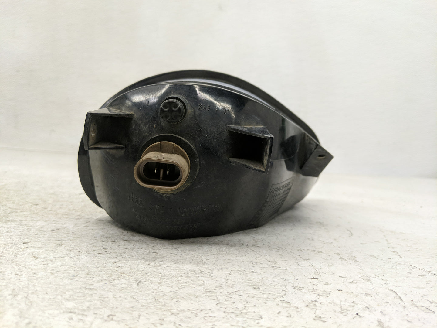 Saturn Sc Driver Left Oem Fog Light Lamp - Oemusedautoparts1.com
