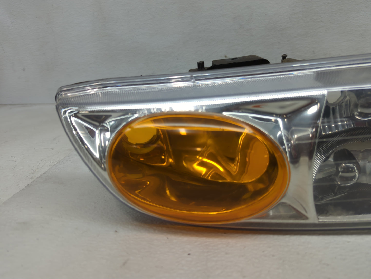 2000-2002 Saturn Sl Passenger Right Oem Head Light Headlight Lamp - Oemusedautoparts1.com
