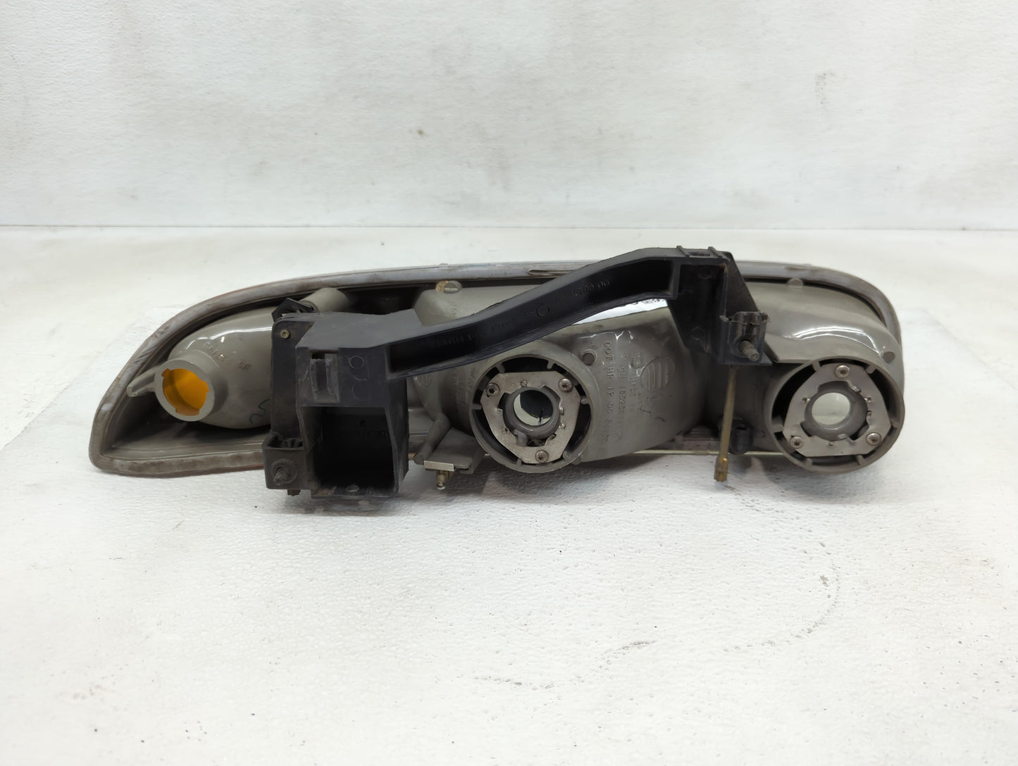 2000-2002 Saturn Sl Passenger Right Oem Head Light Headlight Lamp - Oemusedautoparts1.com