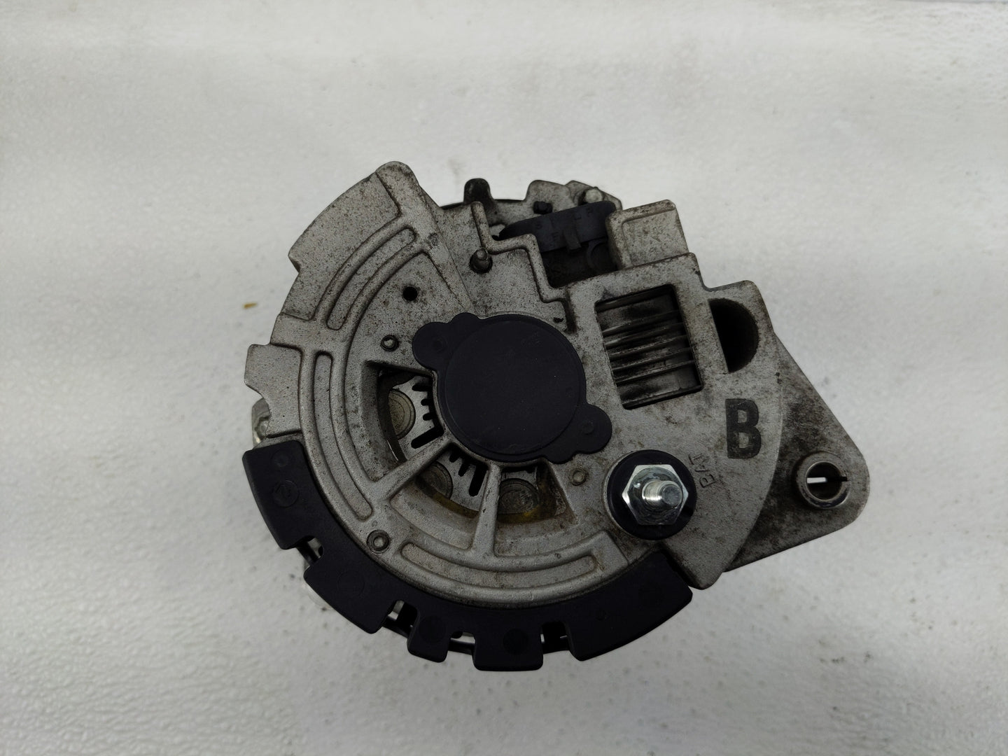 1998-2002 Saturn Sl Alternator Replacement Generator Charging Assembly Engine OEM Fits Fits 1998 1999 2000 2001 2002 OEM Use