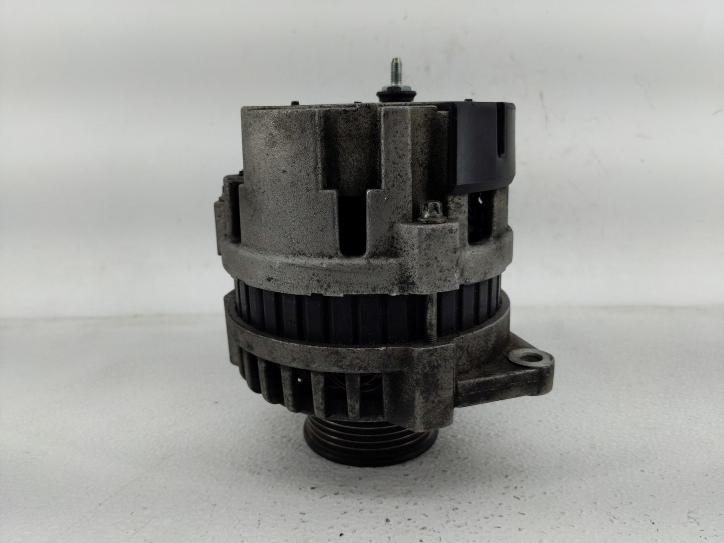 1998-2002 Saturn Sl Alternator Replacement Generator Charging Assembly Engine OEM Fits Fits 1998 1999 2000 2001 2002 OEM Use