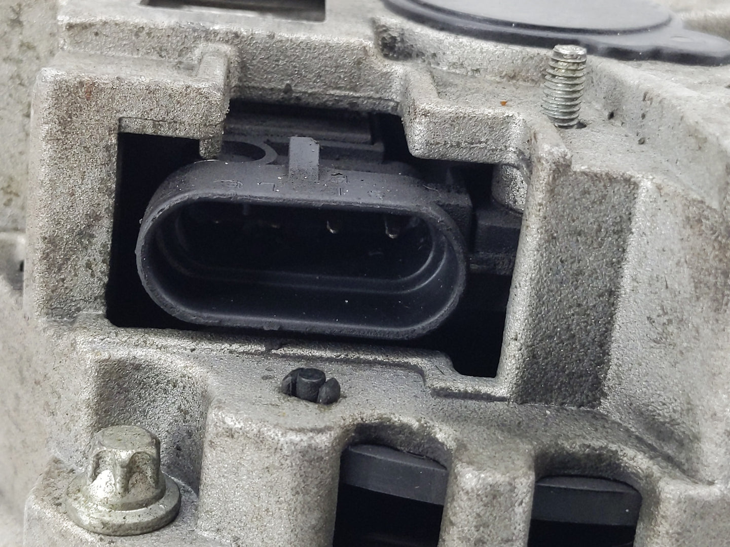 1998-2002 Saturn Sl Alternator Replacement Generator Charging Assembly Engine OEM Fits Fits 1998 1999 2000 2001 2002 OEM Use