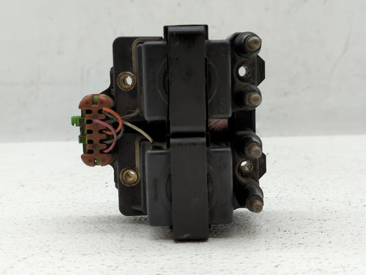 2000-2002 Saturn Sl Fusebox Fuse Box Panel Relay Module P/N:21025034 21025036 Fits Fits 2000 2001 2002 OEM Used Auto Parts -