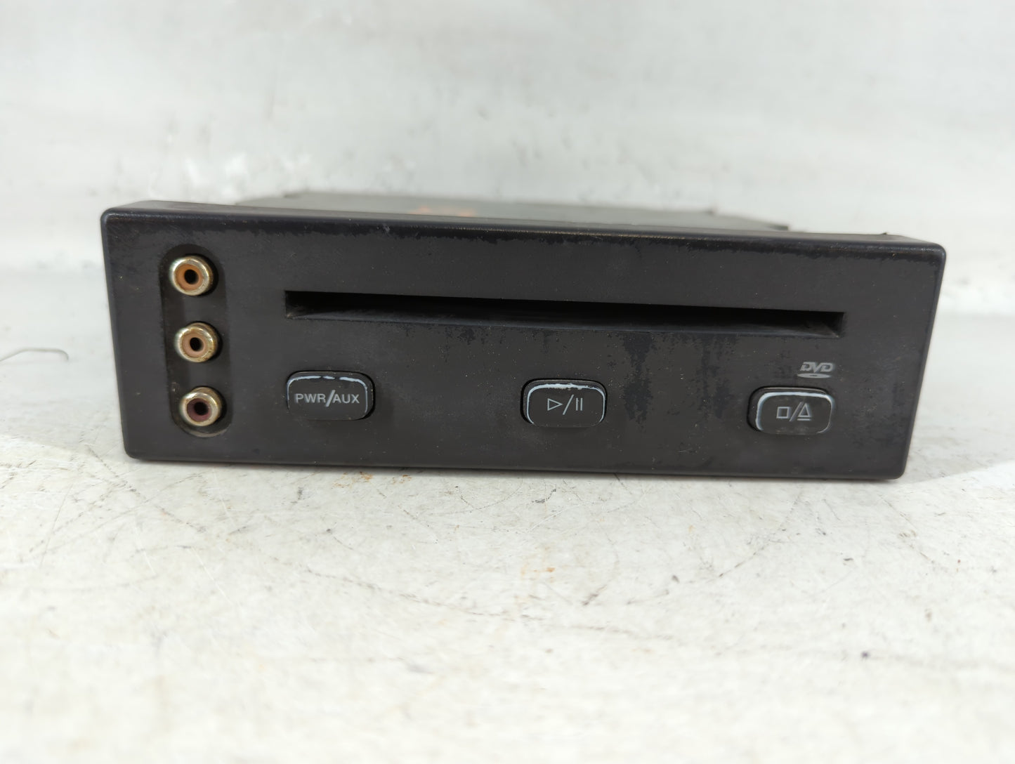 2002 Saturn Sl Radio AM FM Cd Player Receiver Replacement P/N:10324768 Fits Fits 2003 2004 2005 OEM Used Auto Parts - Oemuse
