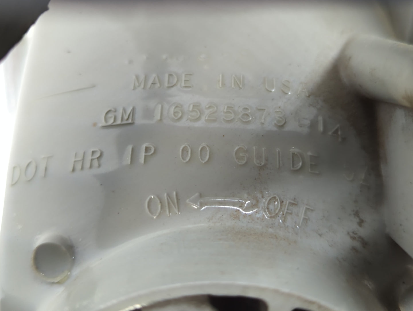 Saturn Sl2 Driver Left Oem Front Light Lamp - Oemusedautoparts1.com