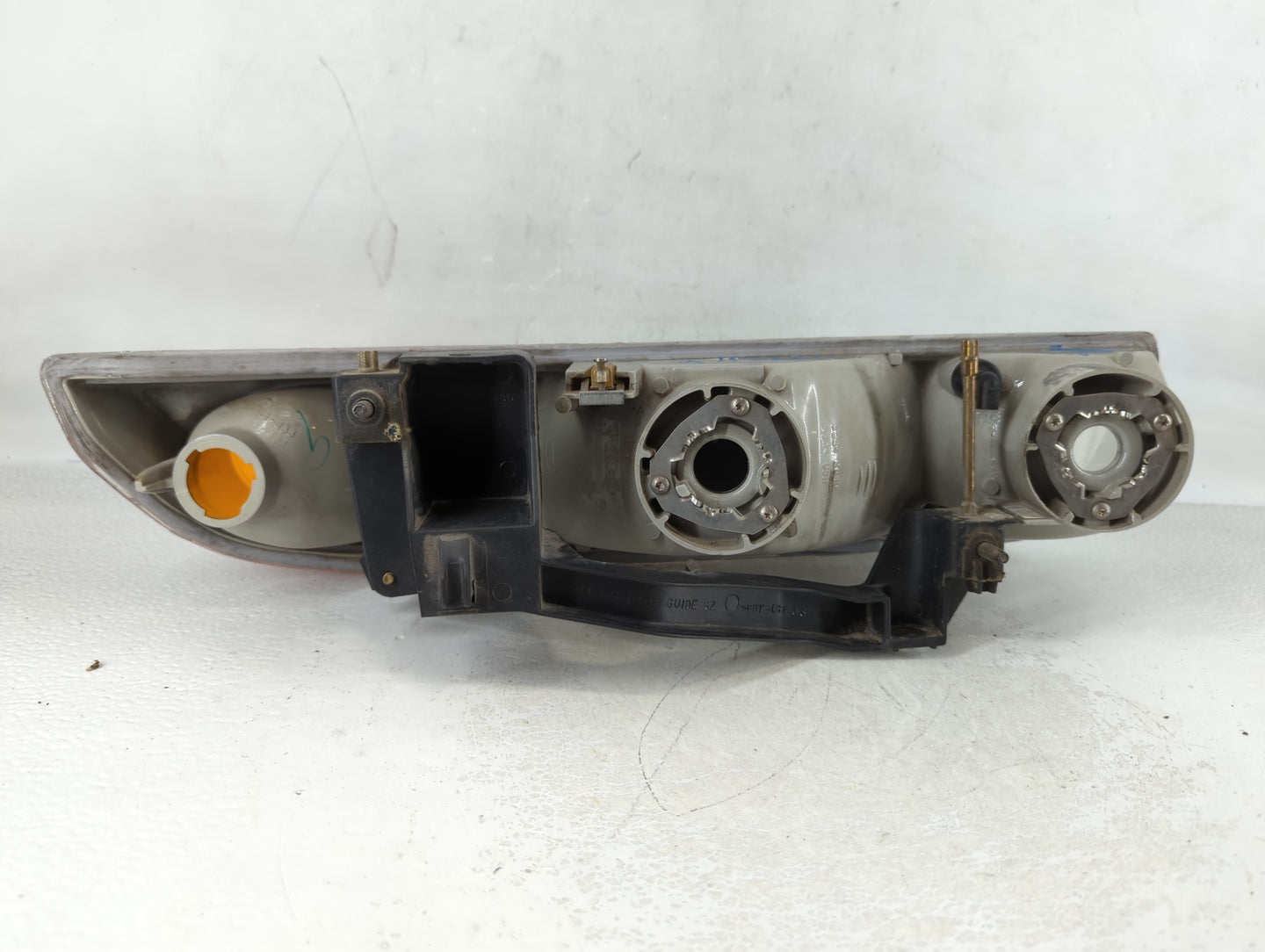 Saturn Sl2 Driver Left Oem Front Light Lamp - Oemusedautoparts1.com