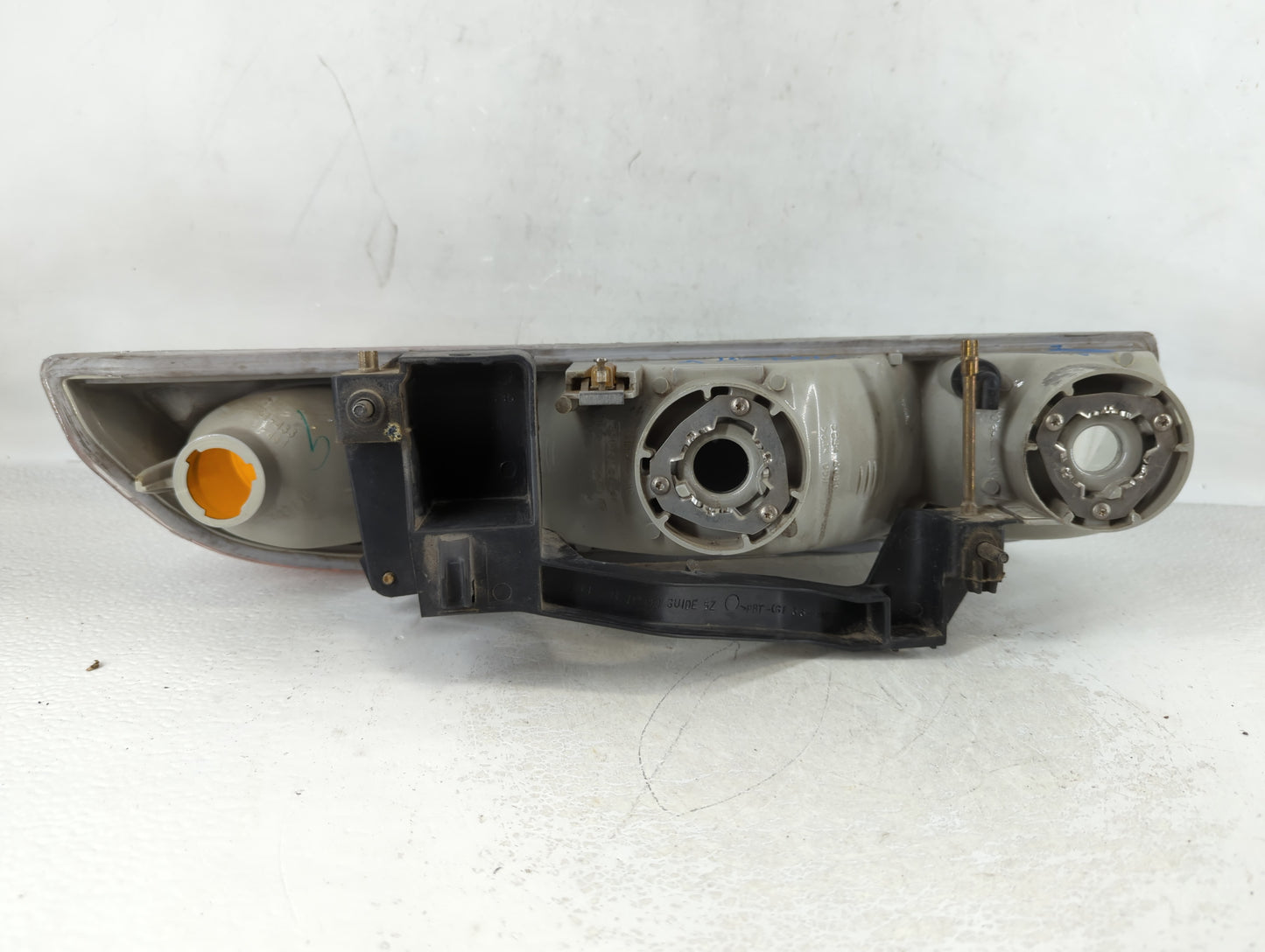 Saturn Sl2 Driver Left Oem Front Light Lamp - Oemusedautoparts1.com