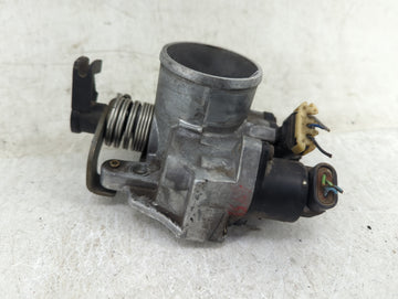 2002 Saturn S Series Throttle Body P/N:2H24706 Fits OEM Used Auto Parts - Oemusedautoparts1.com