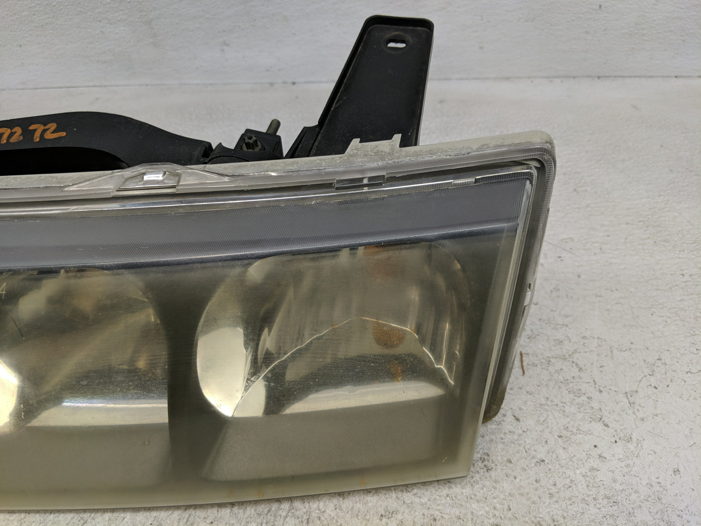 2002-2004 Saturn Vue Driver Left Oem Head Light Headlight Lamp - Oemusedautoparts1.com