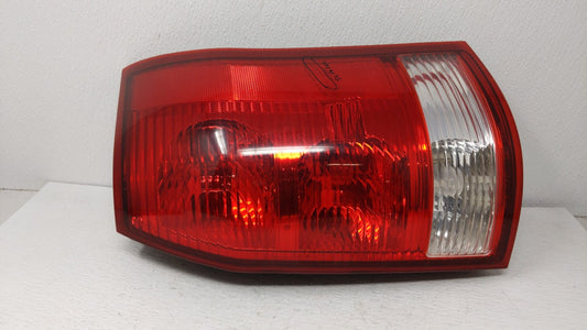 2002-2003 Saturn Vue Tail Light Assembly Passenger Right OEM P/N:22692371 Fits Fits 2002 2003 OEM Used Auto Parts - Oemuseda