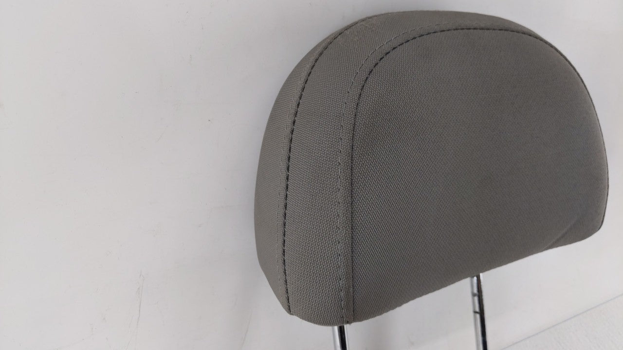 2002-2007 Saturn Vue Headrest Head Rest Front Driver Passenger Seat Fits Fits 2002 2003 2004 2005 2006 2007 OEM Used Auto Pa