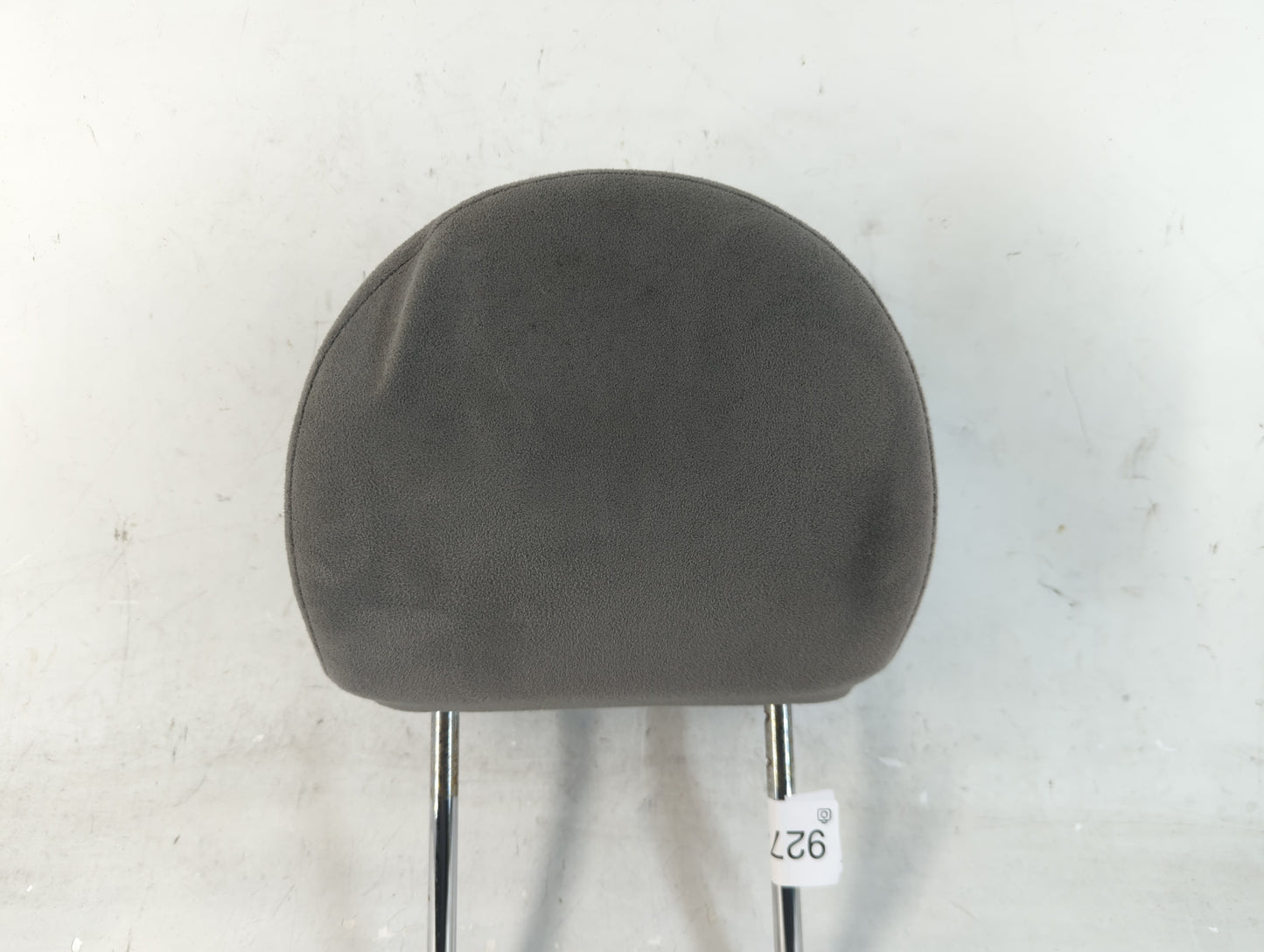2002-2007 Saturn Vue Headrest Head Rest Front Driver Passenger Seat Fits Fits 2002 2003 2004 2005 2006 2007 OEM Used Auto Pa