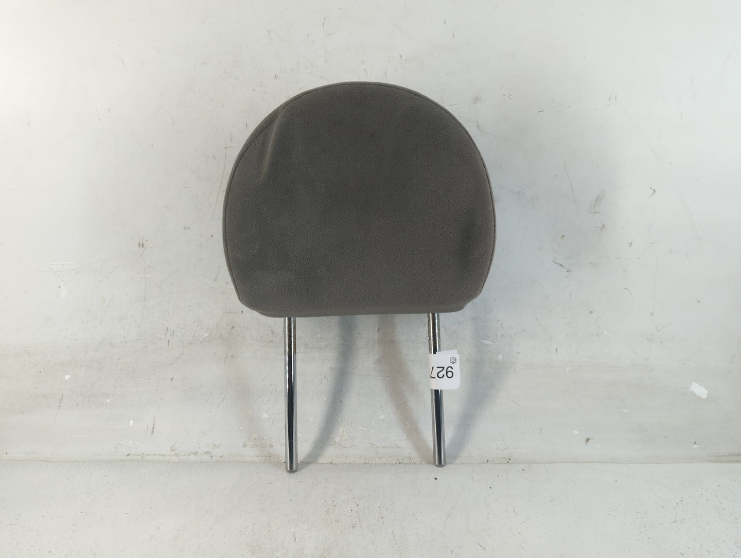 2002-2007 Saturn Vue Headrest Head Rest Front Driver Passenger Seat Fits Fits 2002 2003 2004 2005 2006 2007 OEM Used Auto Pa