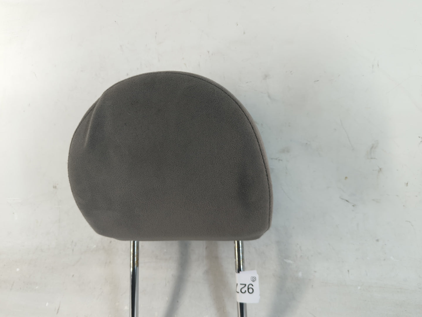 2002-2007 Saturn Vue Headrest Head Rest Front Driver Passenger Seat Fits Fits 2002 2003 2004 2005 2006 2007 OEM Used Auto Pa