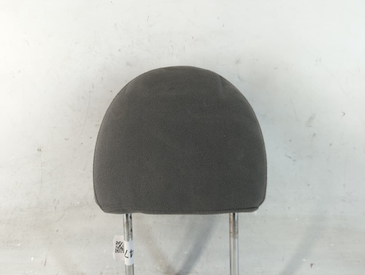 2002-2007 Saturn Vue Headrest Head Rest Front Driver Passenger Seat Fits Fits 2002 2003 2004 2005 2006 2007 OEM Used Auto Pa