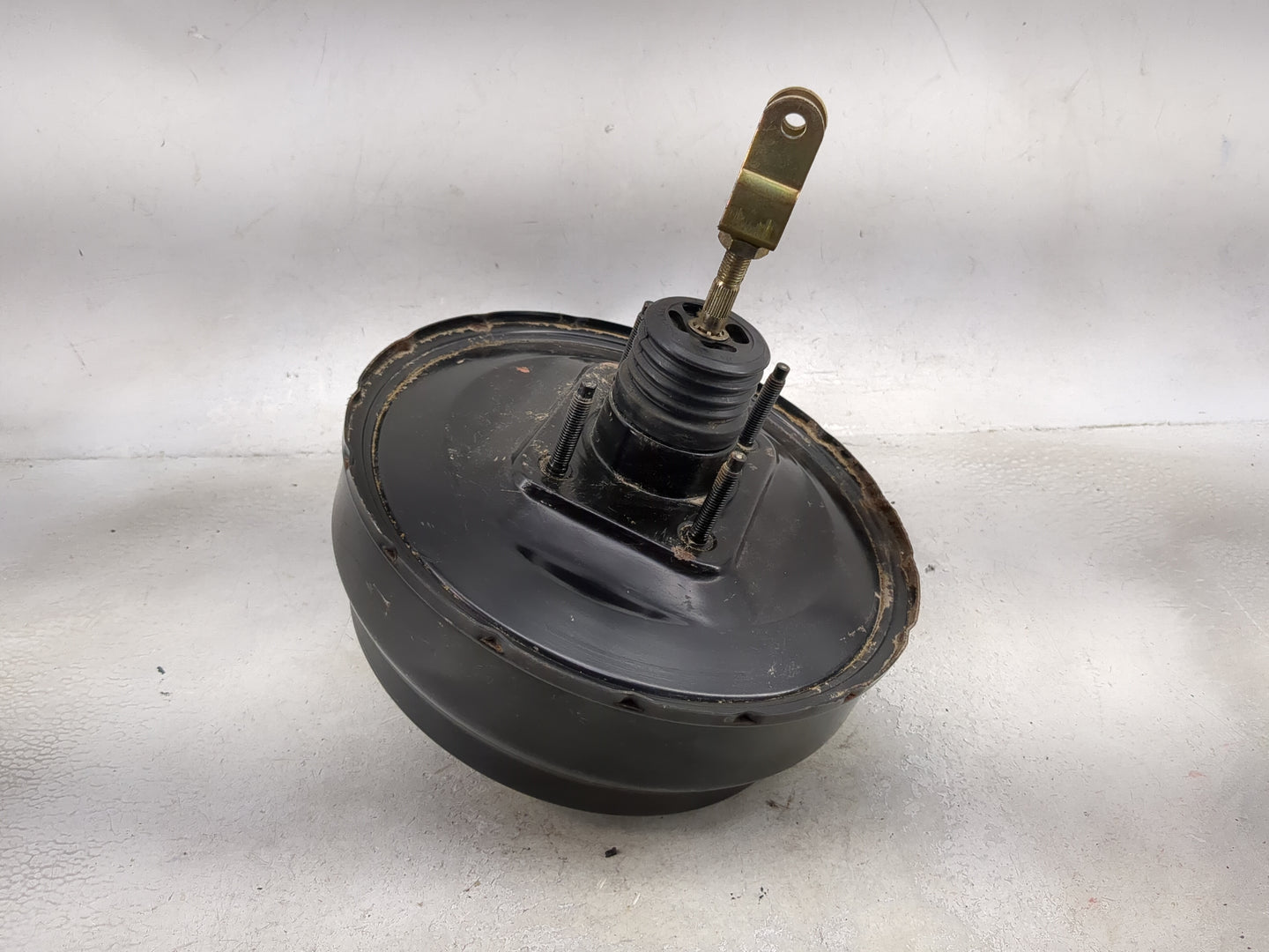 2001-2002 Subaru Forester Power Brake Booster Oem - Oemusedautoparts1.com