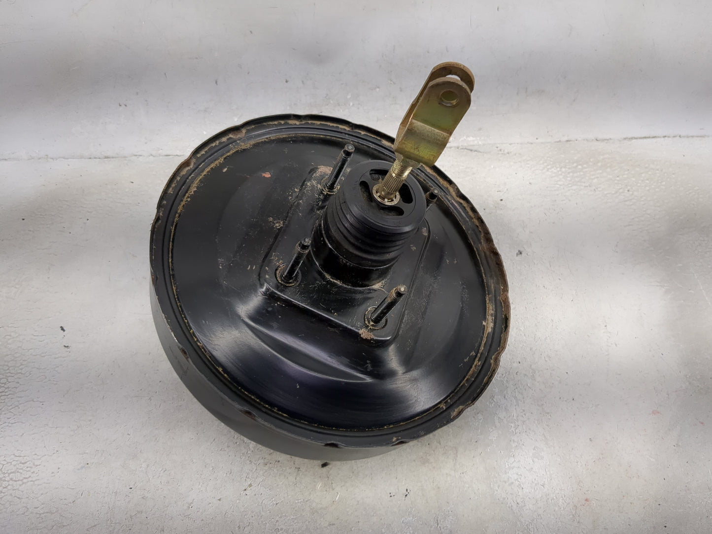 2001-2002 Subaru Forester Power Brake Booster Oem - Oemusedautoparts1.com