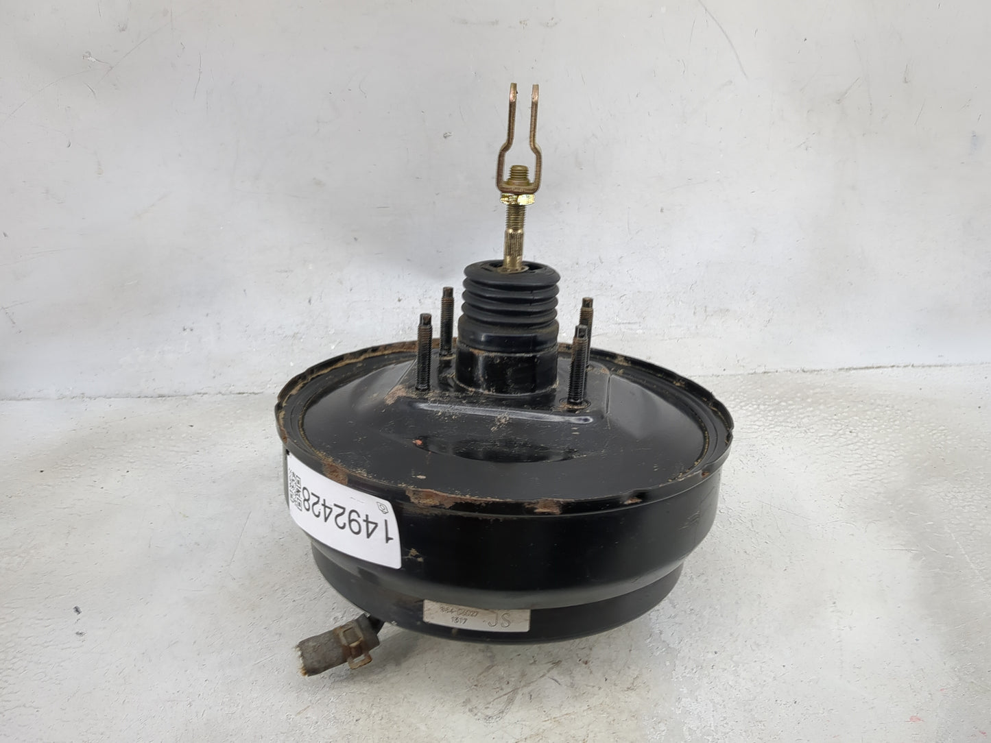 2001-2002 Subaru Forester Power Brake Booster Oem - Oemusedautoparts1.com