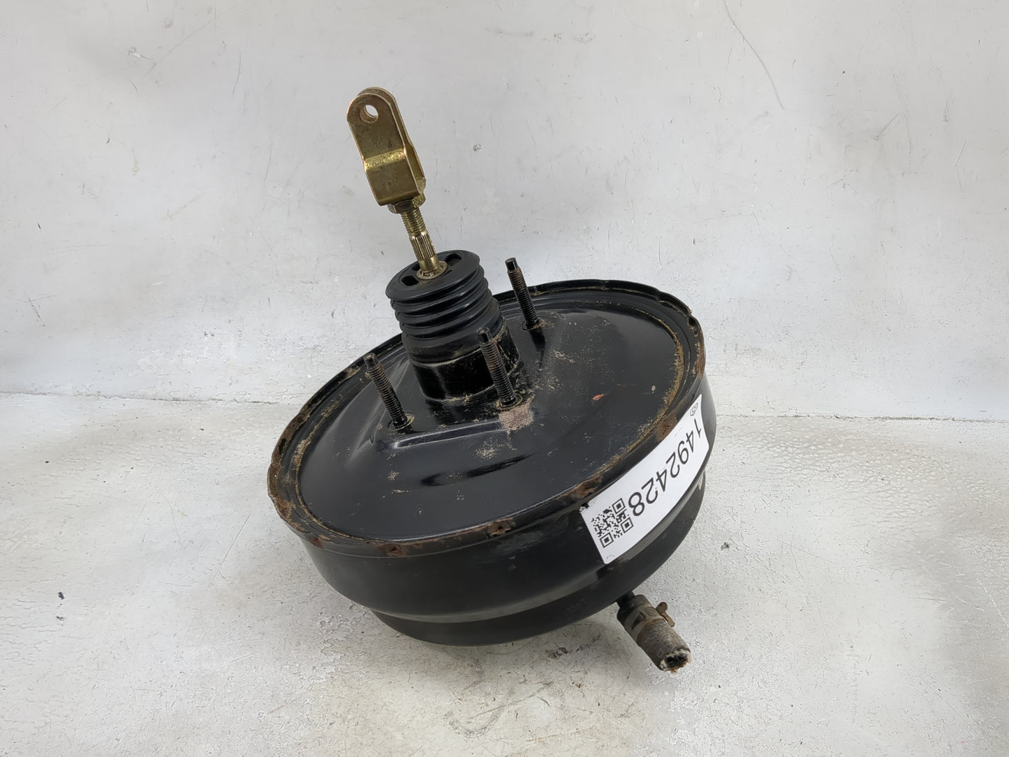 2001-2002 Subaru Forester Power Brake Booster Oem - Oemusedautoparts1.com