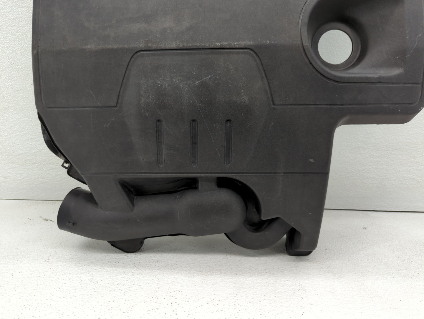 2002 Subaru Impreza Engine Cover - Oemusedautoparts1.com