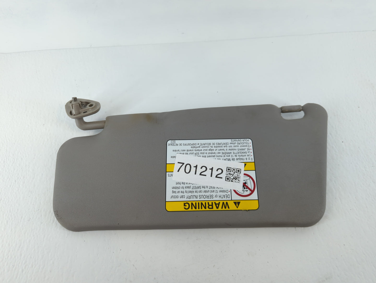 2002 Subaru Impreza Sun Visor Shade Replacement Passenger Right Mirror Fits OEM Used Auto Parts - Oemusedautoparts1.com