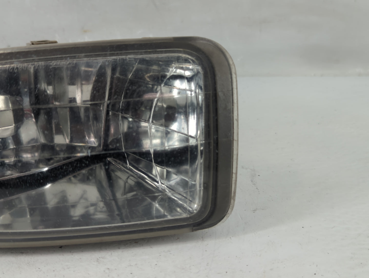 2000-2002 Subaru Legacy Driver Left Oem Front Light Lamp - Oemusedautoparts1.com