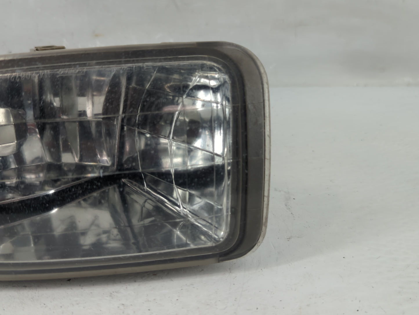 2000-2002 Subaru Legacy Driver Left Oem Front Light Lamp - Oemusedautoparts1.com