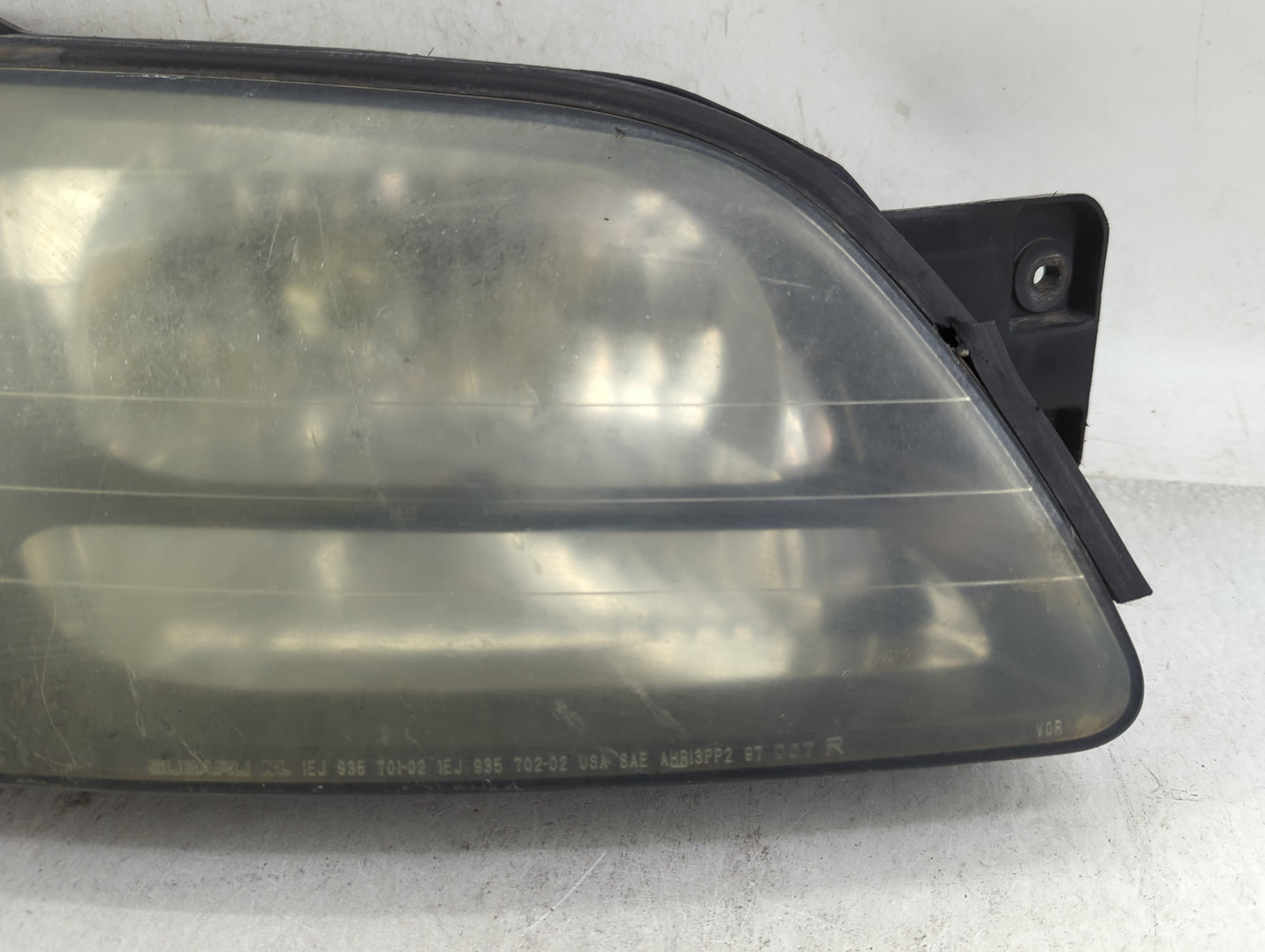 2000-2004 Subaru Legacy Passenger Right Oem Head Light Headlight Lamp - Oemusedautoparts1.com