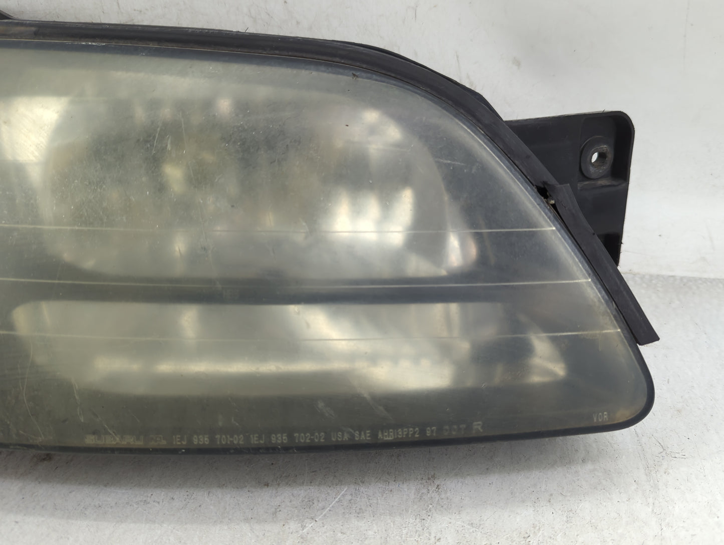 2000-2004 Subaru Legacy Passenger Right Oem Head Light Headlight Lamp - Oemusedautoparts1.com