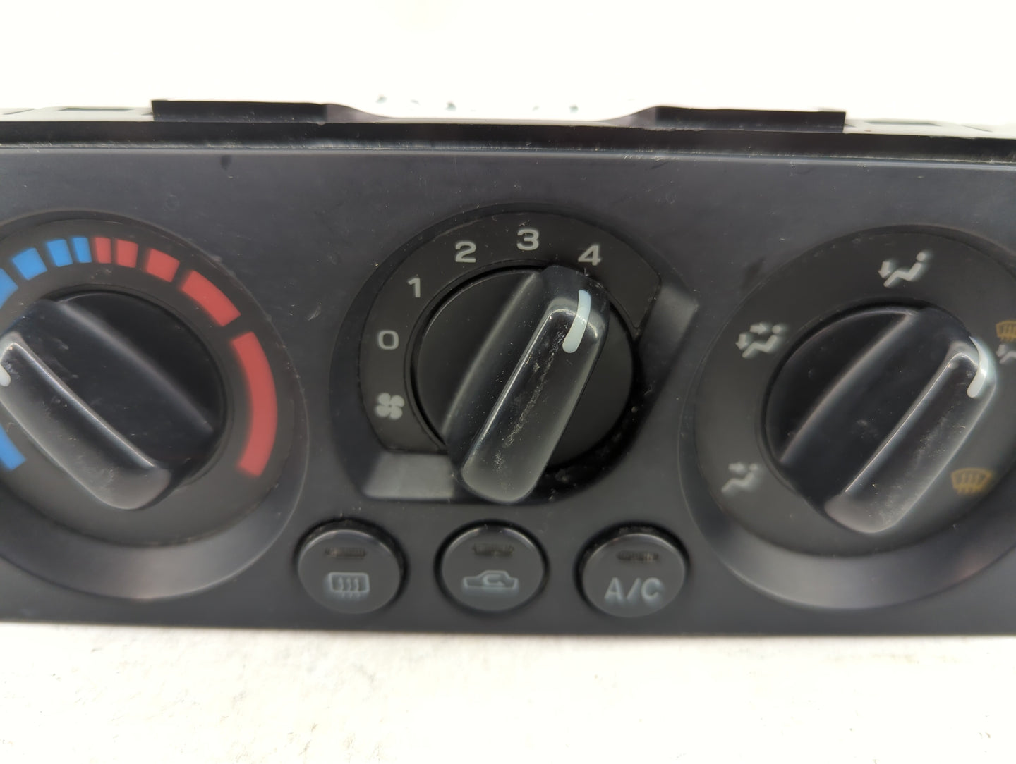 2000-2004 Subaru Legacy Climate Control Module Temperature AC/Heater Replacement Fits Fits 2000 2001 2002 2003 2004 OEM Used