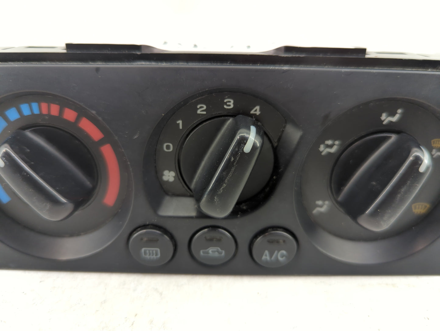 2000-2004 Subaru Legacy Climate Control Module Temperature AC/Heater Replacement Fits Fits 2000 2001 2002 2003 2004 OEM Used