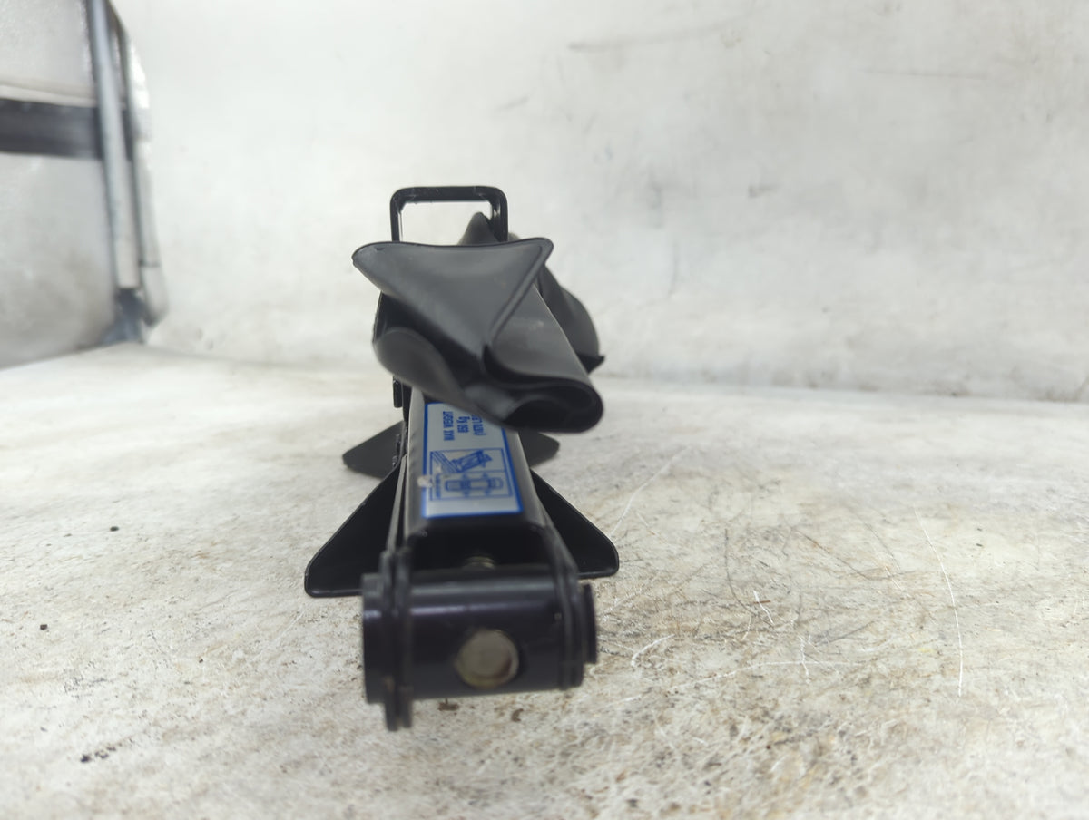 2002 Subaru Legacy Spare Scissor Car Jack Black - Oemusedautoparts1.com