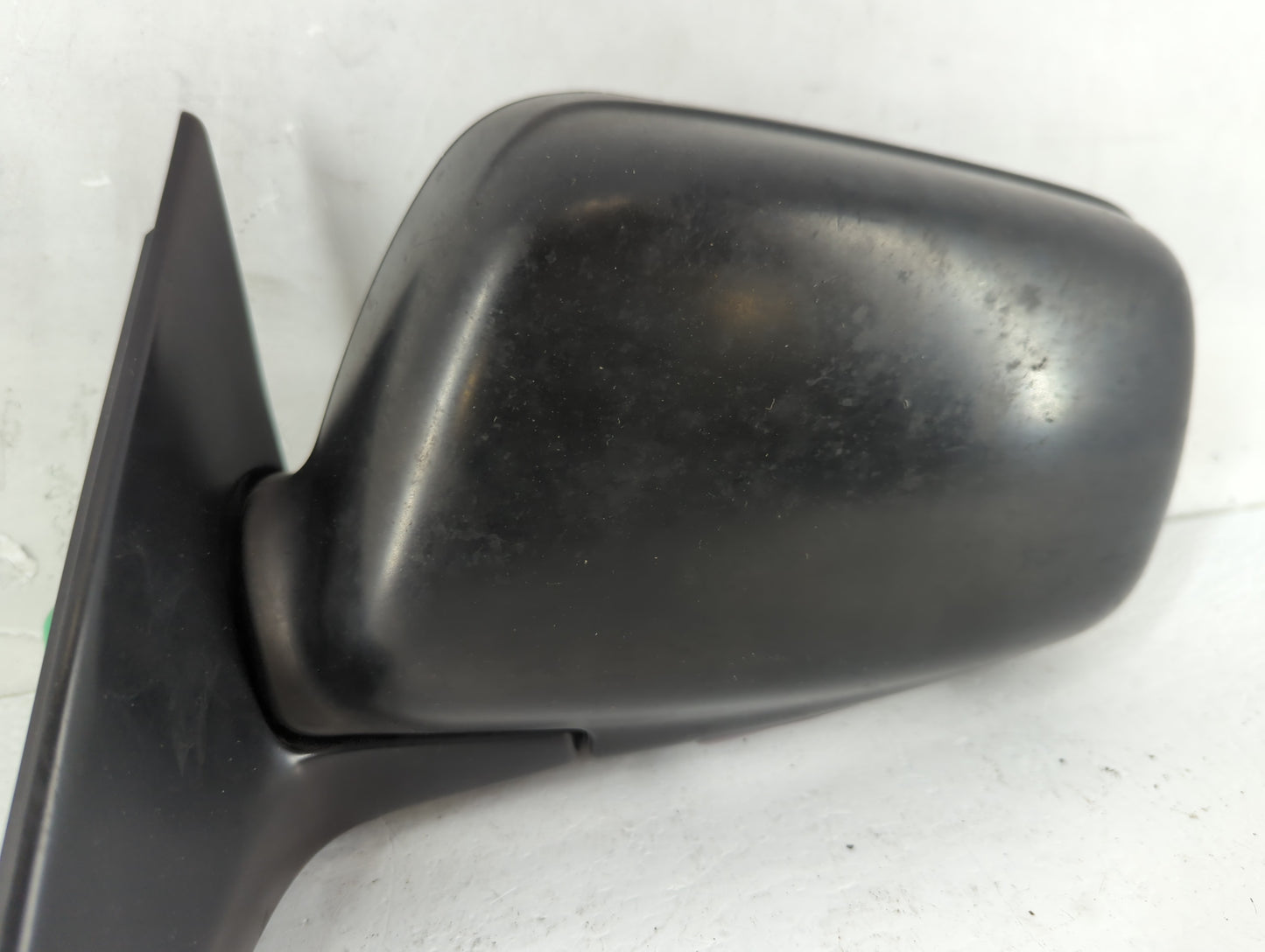 2000-2004 Subaru Legacy Driver Side View Mirror - Left Door Mirror OEM Used - Oemusedautoparts1.com